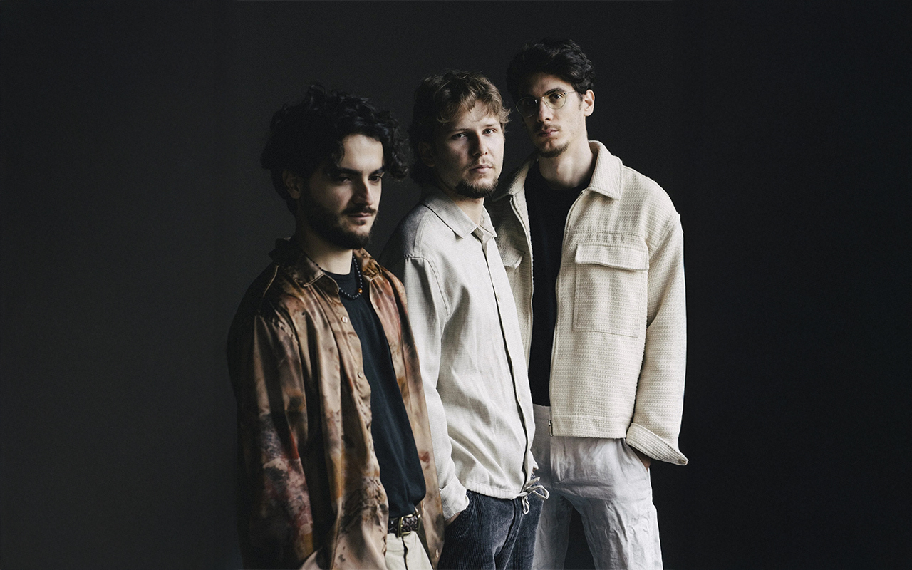 Amphitrio – Traces Live