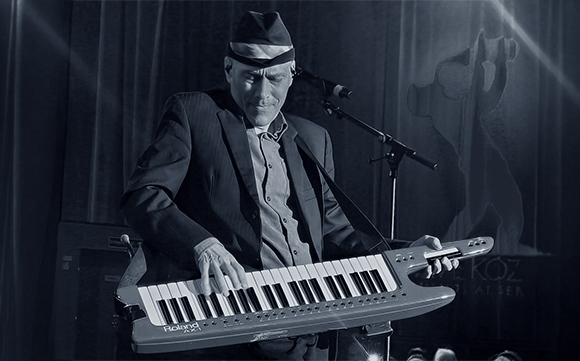 Gregg Karukas